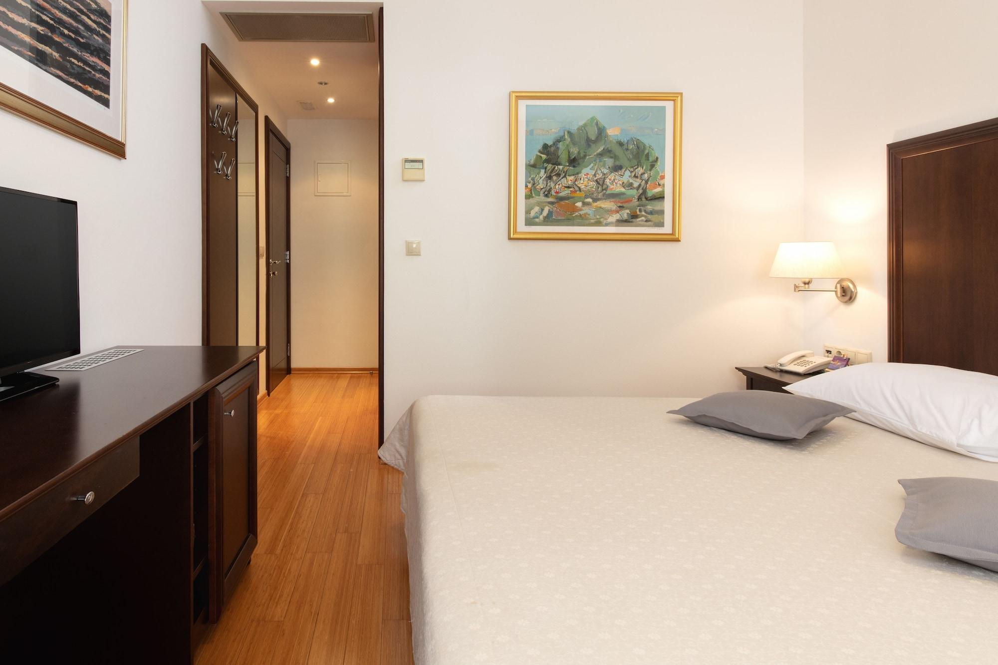 Hotel Croatia Baška Voda Eksteriør billede