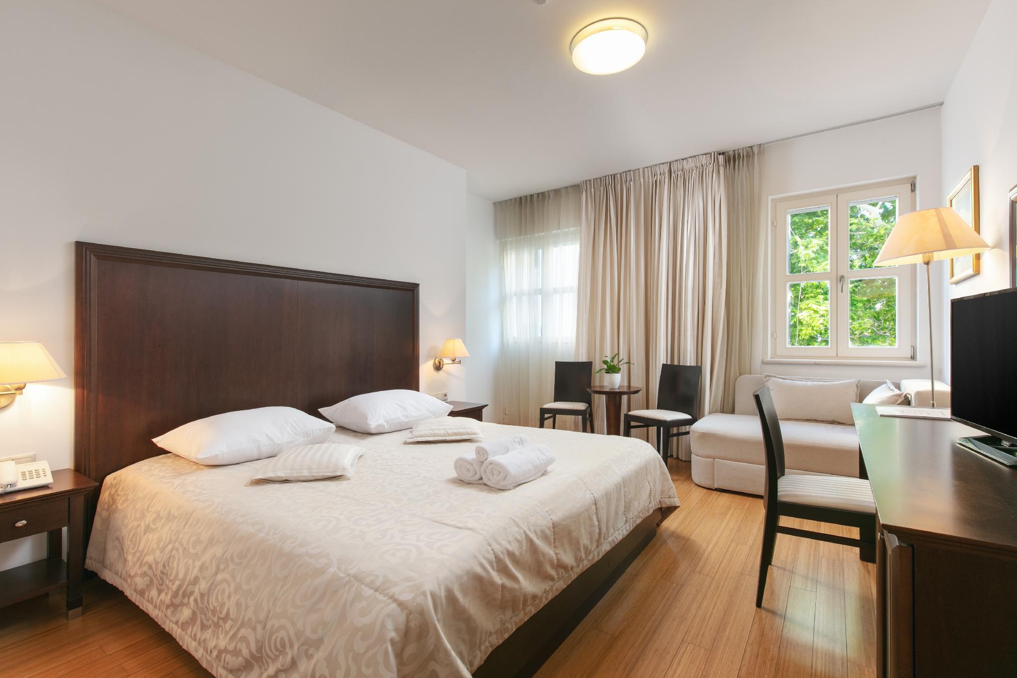 Hotel Croatia Baška Voda Eksteriør billede