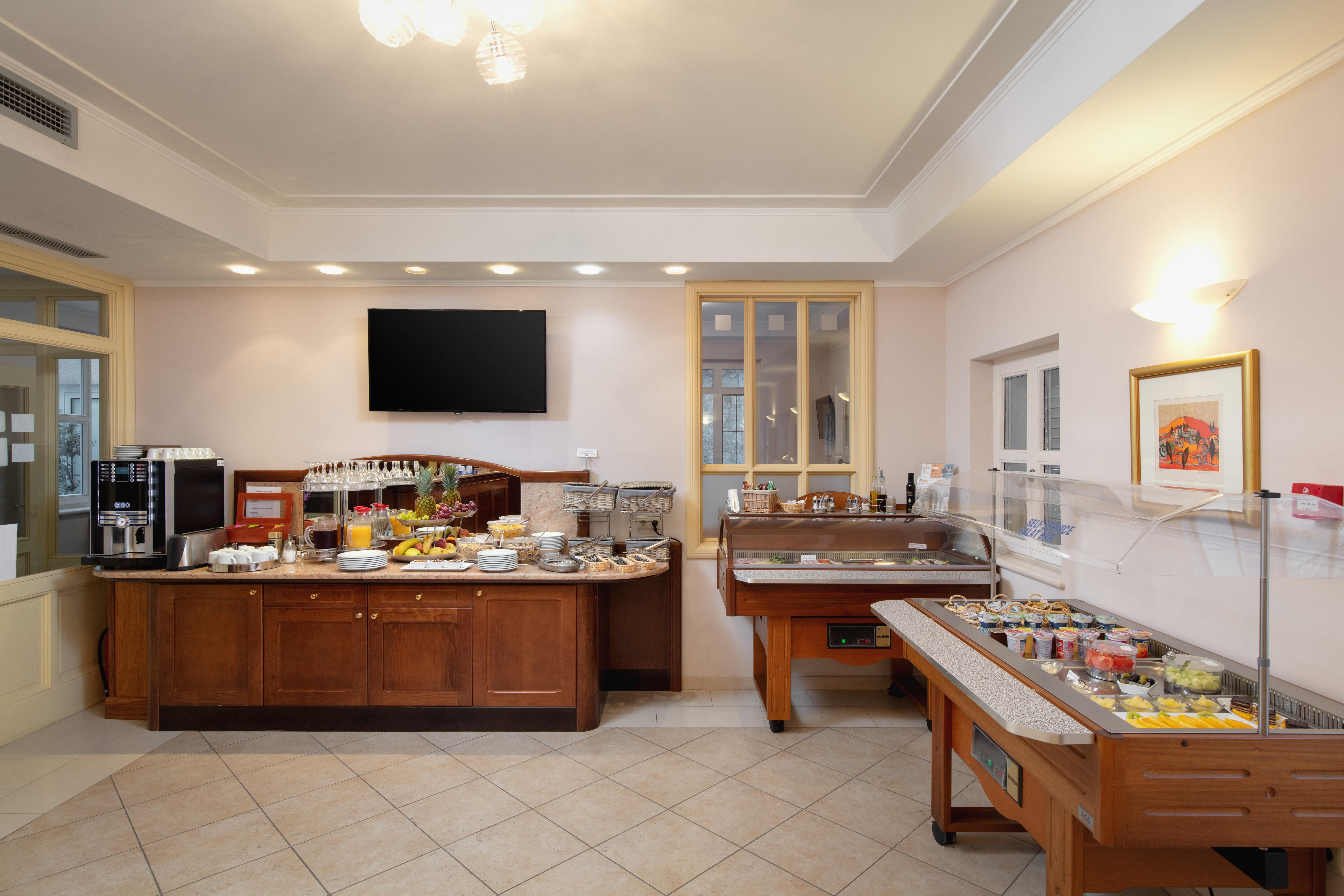 Hotel Croatia Baška Voda Eksteriør billede