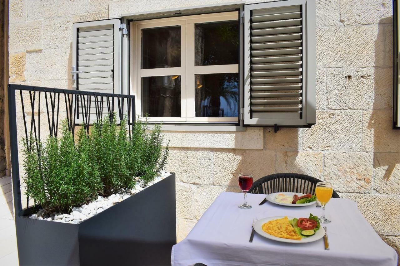 Hotel Croatia Baška Voda Eksteriør billede